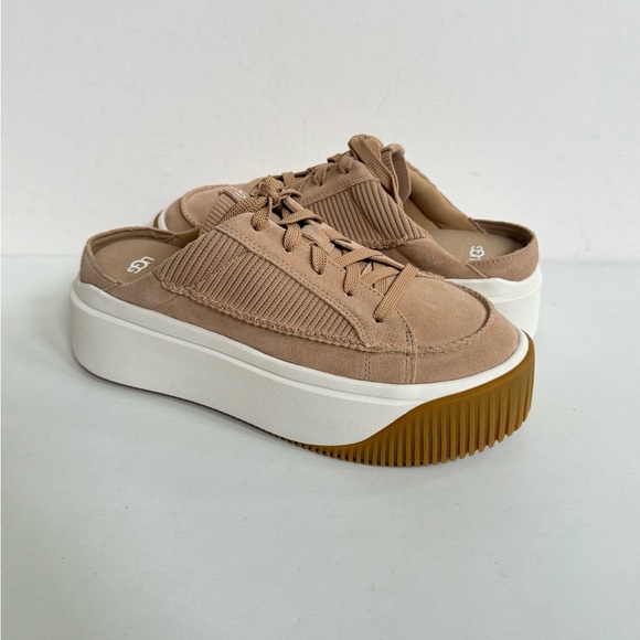 UGG EZ-DUZZIT MULE SAND PLATFORM SNEAKER SHOES US 7 / EU 38 / UK 5 - Picture 1 of 6